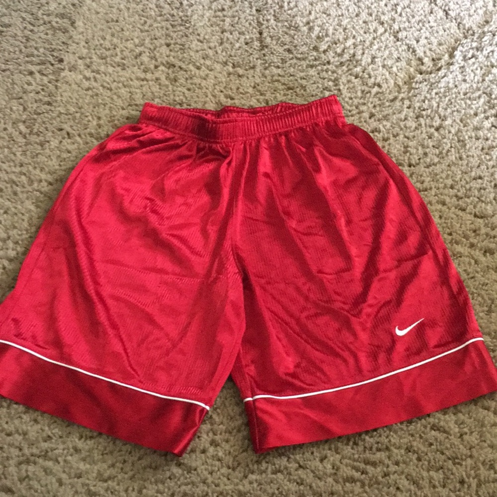 Vintage Nike red Unisex athletic shorts Sz S (8)